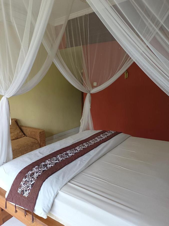 Dalum Homestay Amed Esterno foto