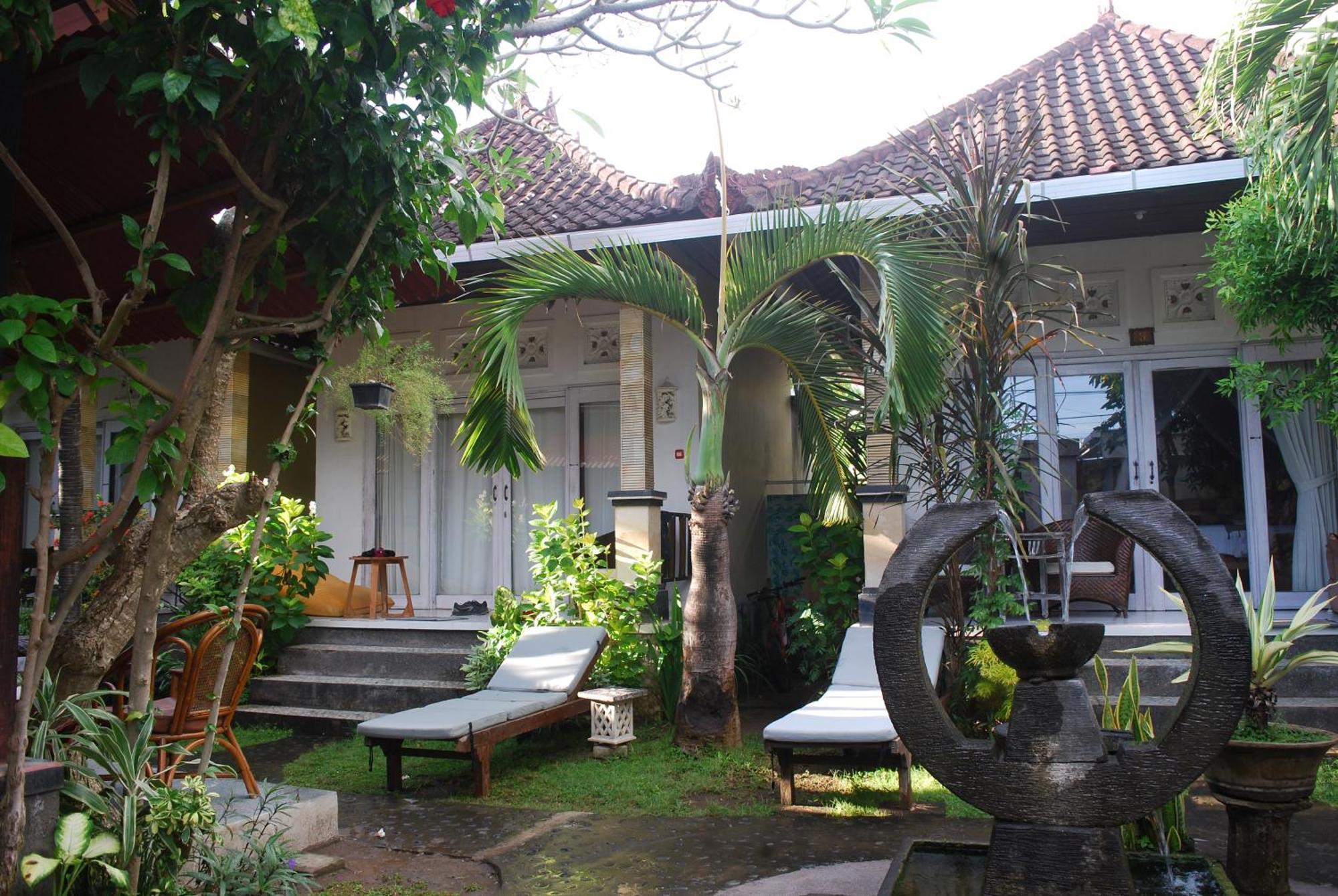 Dalum Homestay Amed Esterno foto