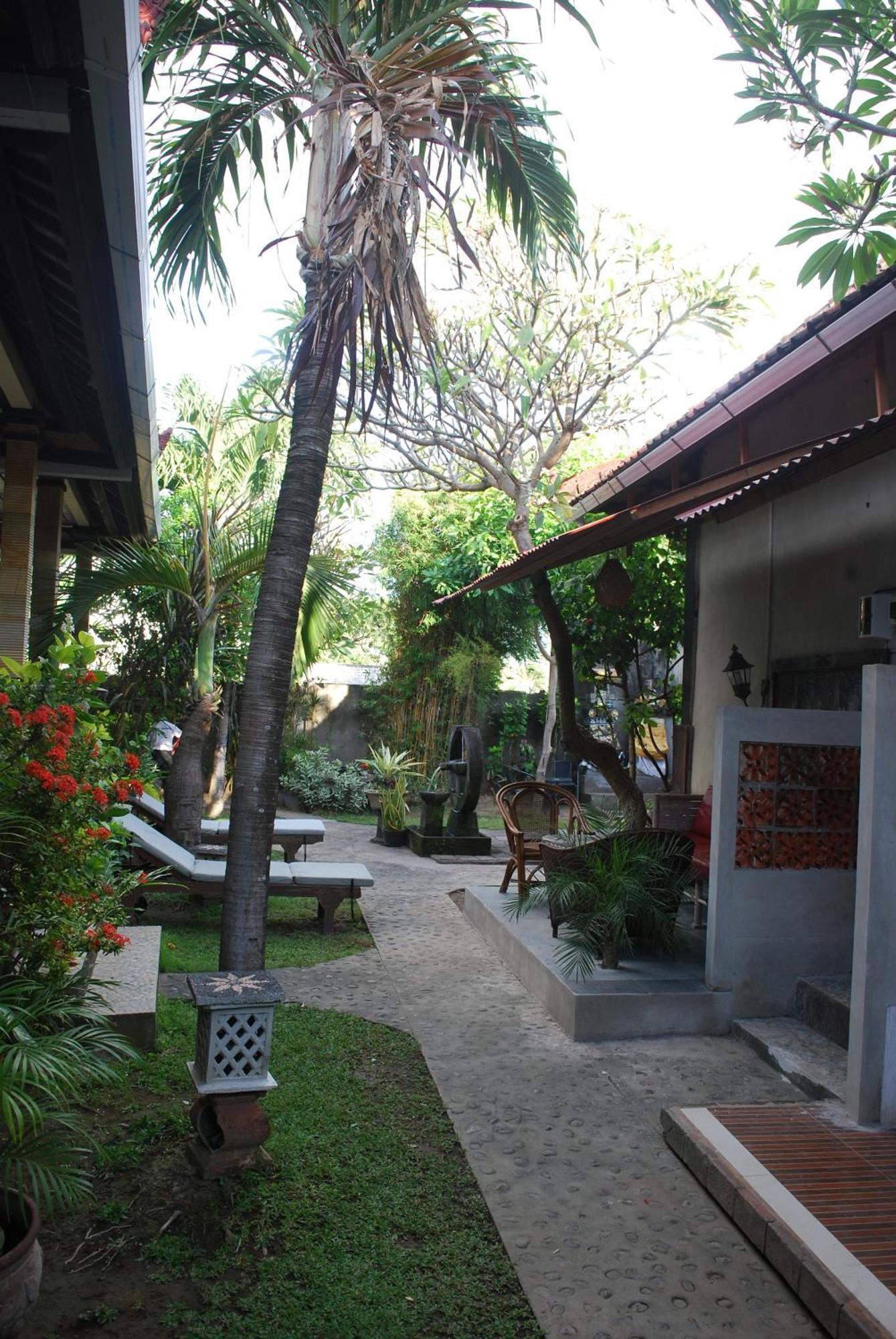 Dalum Homestay Amed Esterno foto