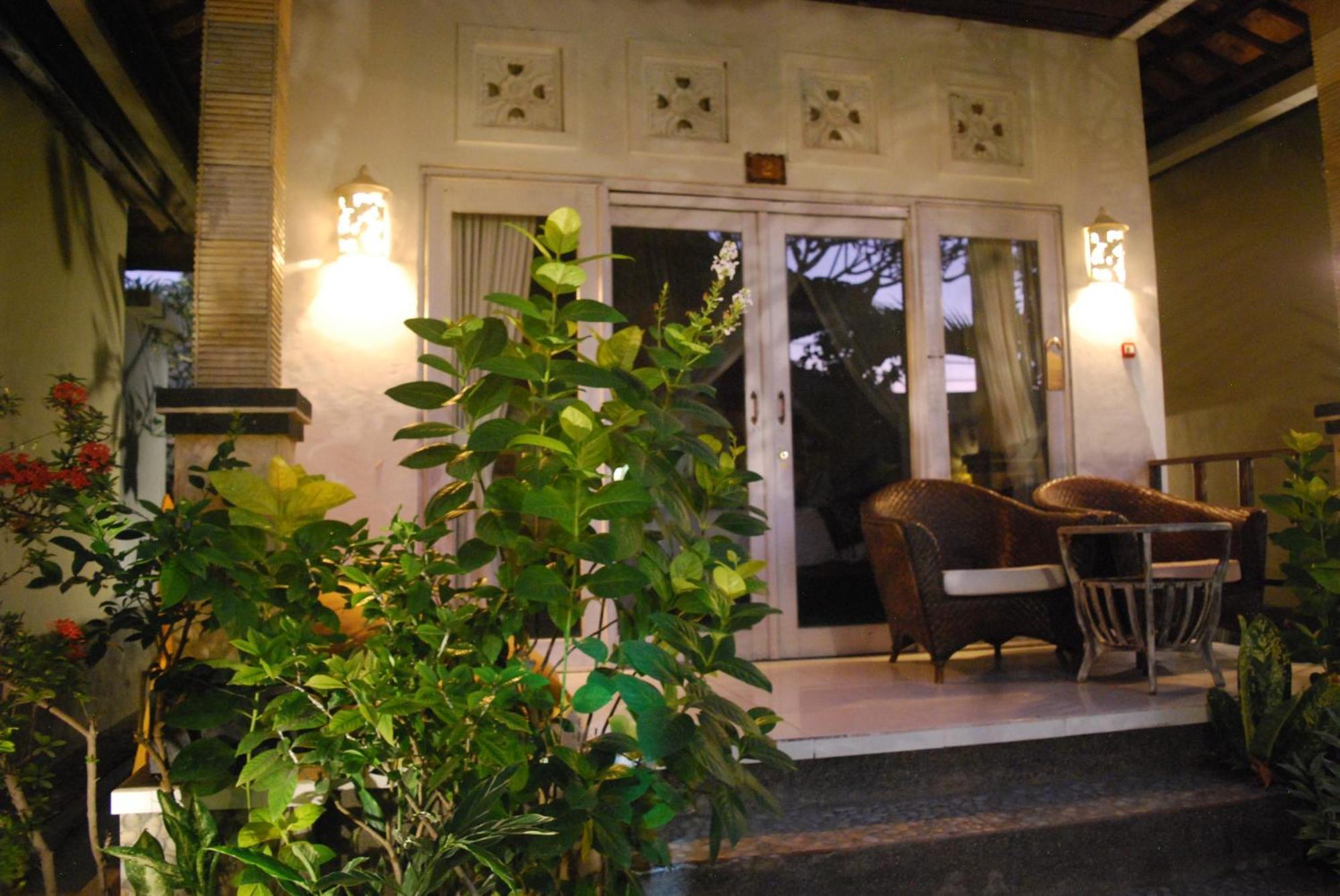 Dalum Homestay Amed Esterno foto