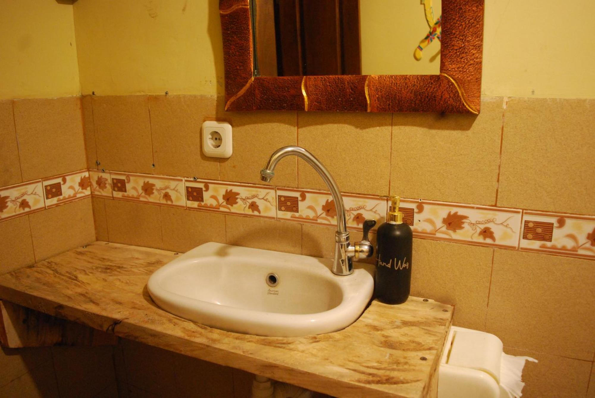 Dalum Homestay Amed Esterno foto