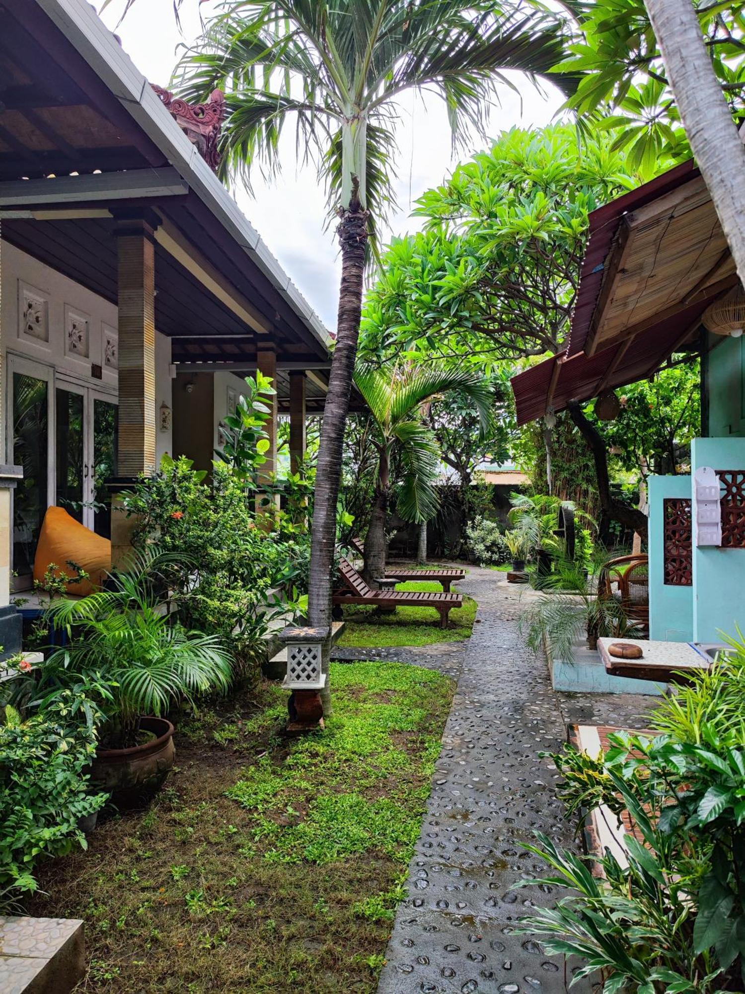 Dalum Homestay Amed Esterno foto