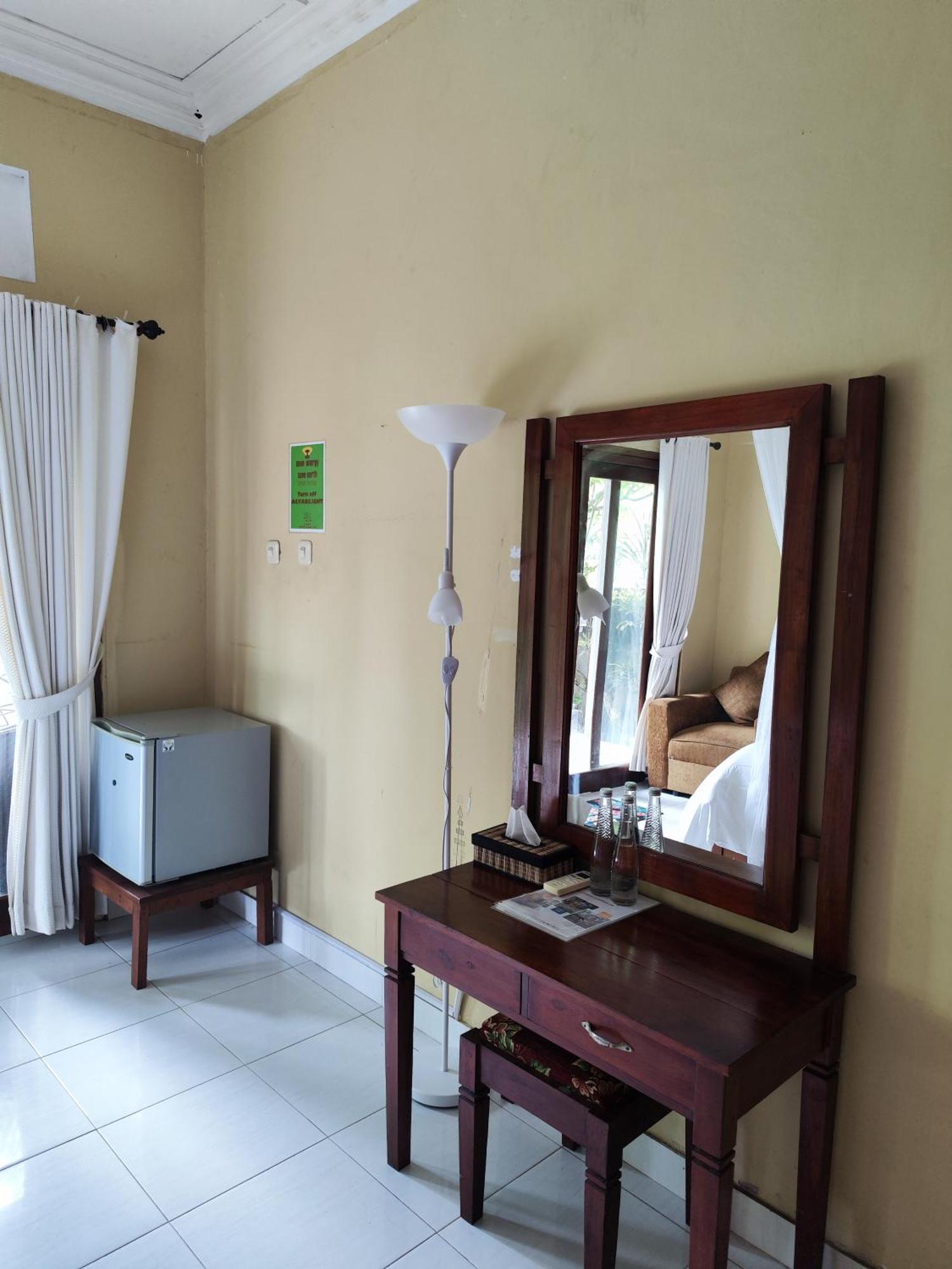 Dalum Homestay Amed Esterno foto